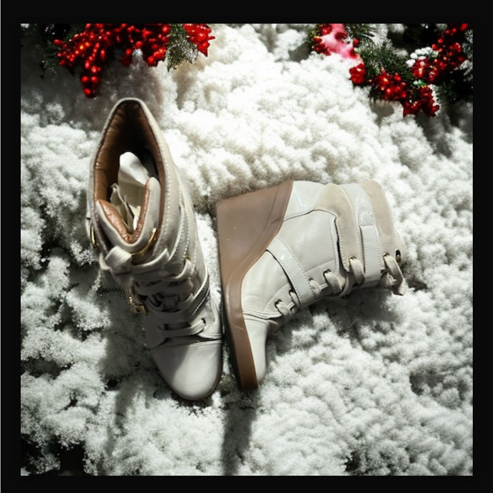 Michael Kors, skied, wedge, sneakers, cream, size 10